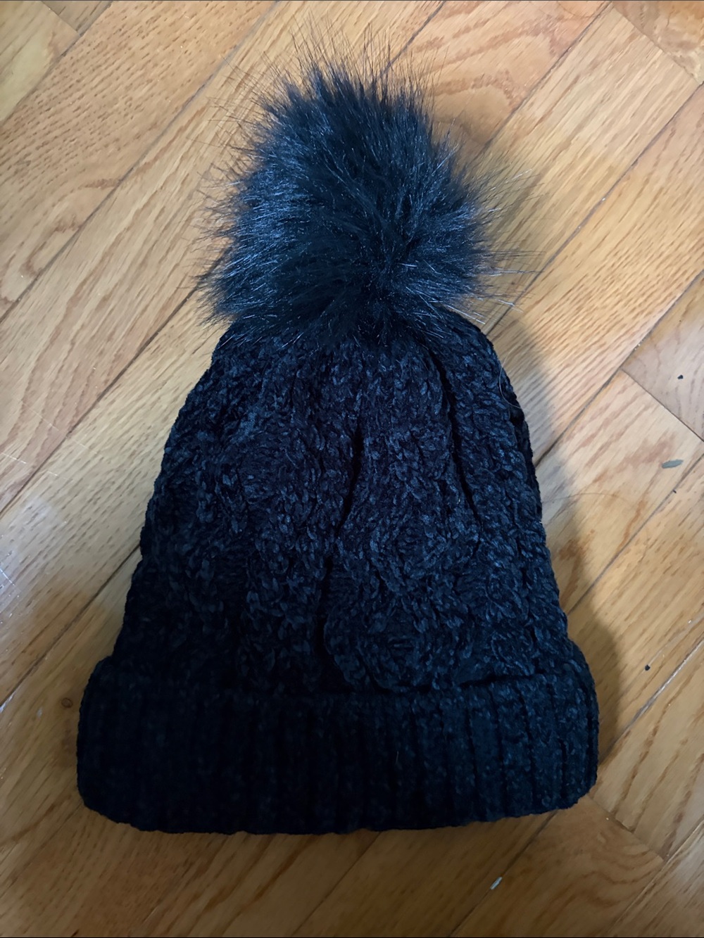 Black Knit Pom Beanie Hat - Women